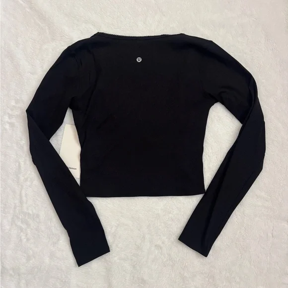 Lululemon Nulu Ribbed Wrap-Front Long-Sleeve Shirt
Heart/ Black/ M - Picture 6 of 8